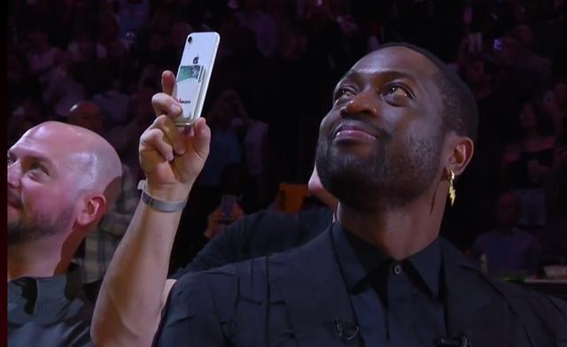 爱游戏体育平台-热火球星三分绝杀，全场观众热烈欢呼，我的准备那些环境销售.-爱游戏体育平台