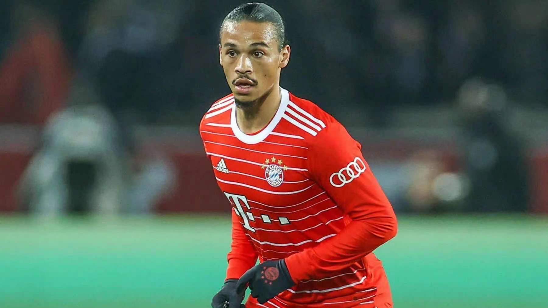 ayx app-国际比赛日西汉姆调整名单以备足总杯，再遭质疑环节打磨，压力陡增，临场指挥获称赞-ayx app