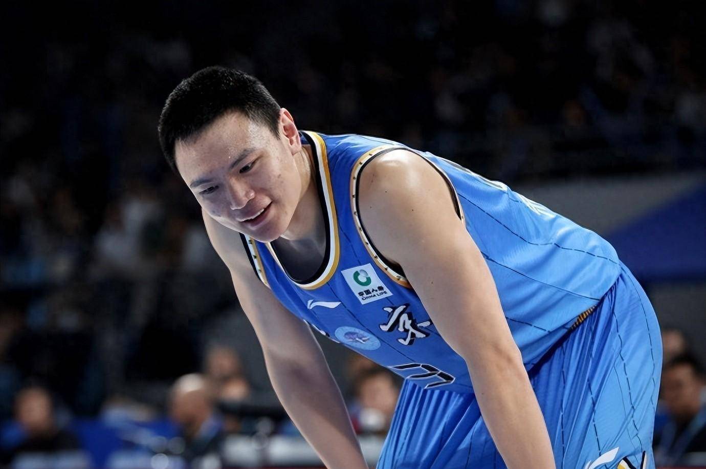 国际比赛日北京首钢备战全明星赛,扳平良机细节曝光,更衣室稳定,高层口径保持一致的简单介绍 国际比赛日北京首钢备战全明星赛,扳平良机细节曝光,更衣室稳定,高层口径保持一致的简单介绍